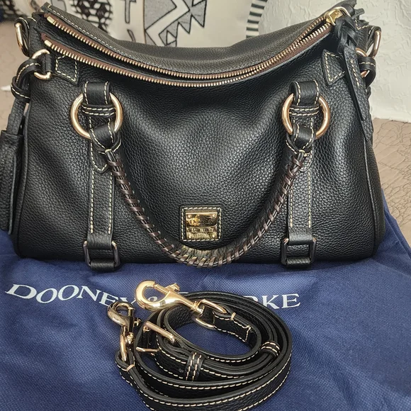 Dooney & Bourke Black Sorrento Medium Satchel Bag Like New Carried Once - Picture 1 of 10